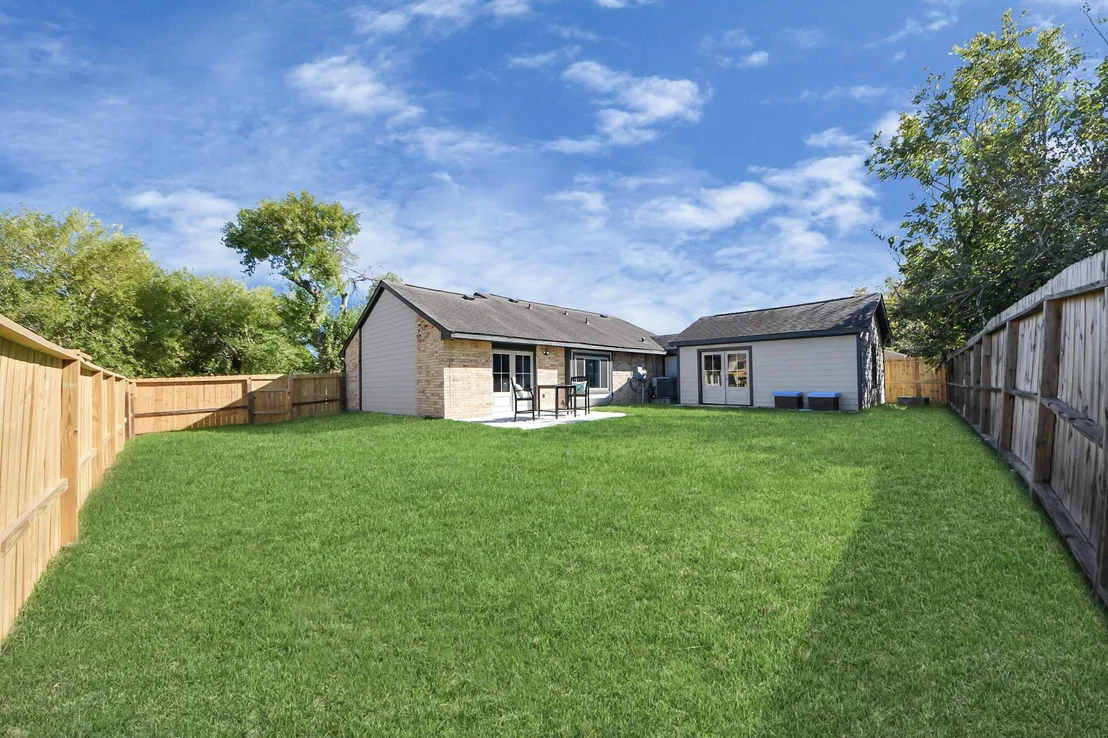 Photo of 16202 Bowridge Lane