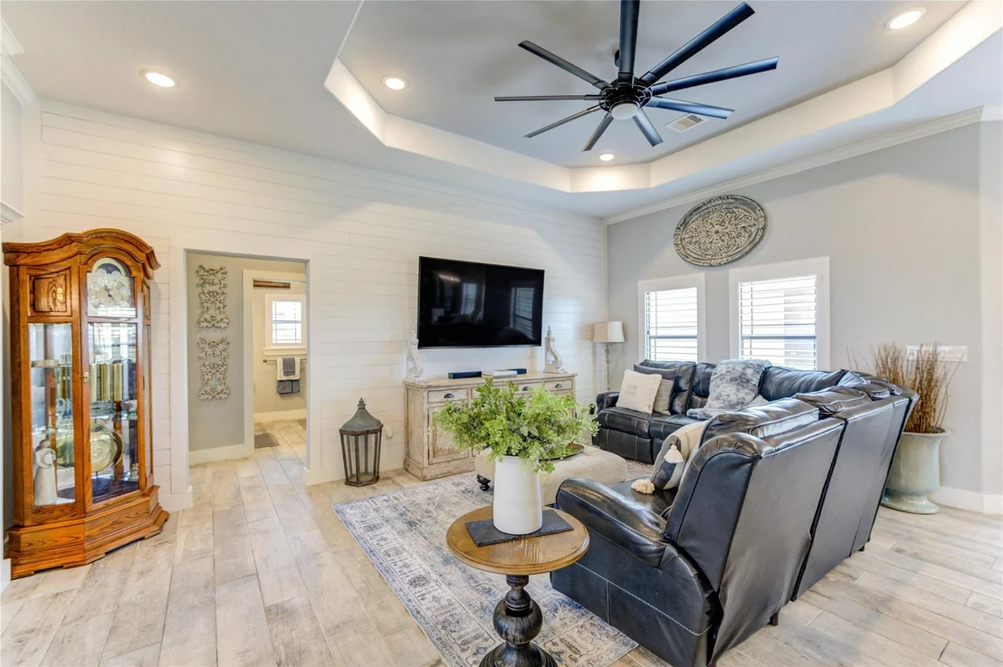 Photo of 931 Angus Trail