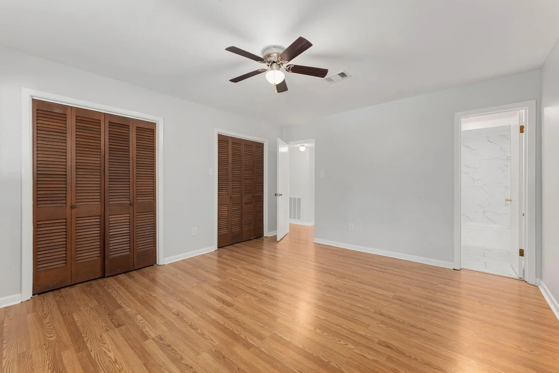 Photo of 26215 Oakhurst Drive