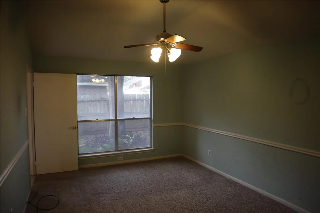 Photo of 2931 Walnut Springs Drive