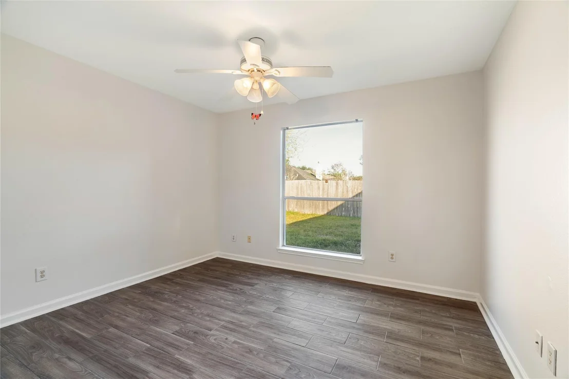 Photo of 4527 Fox Run Street