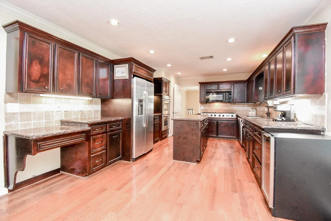 Photo of 426 Longview Drive