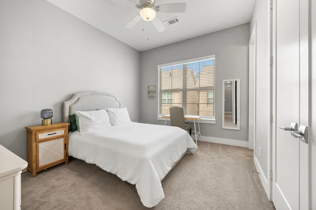 Photo of 1216 Murrayhill Drive