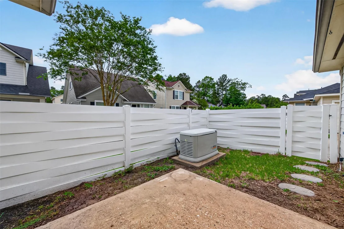 Photo of 21090 Aldens Oak