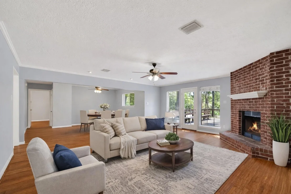 Photo of 1015 Oak Leaf Street