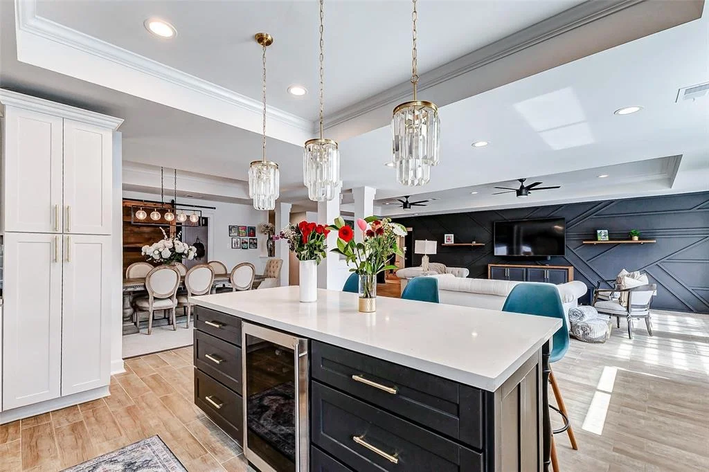 Photo of 5939 Benning Drive