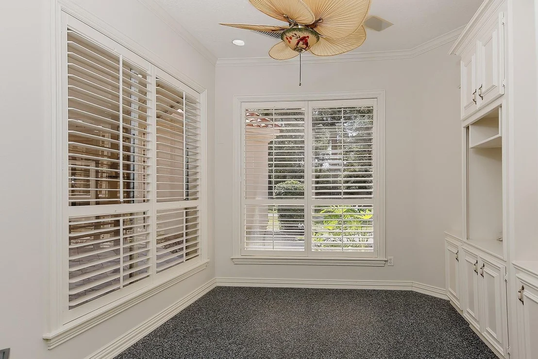 Photo of 23508 Twin Oaks Drive