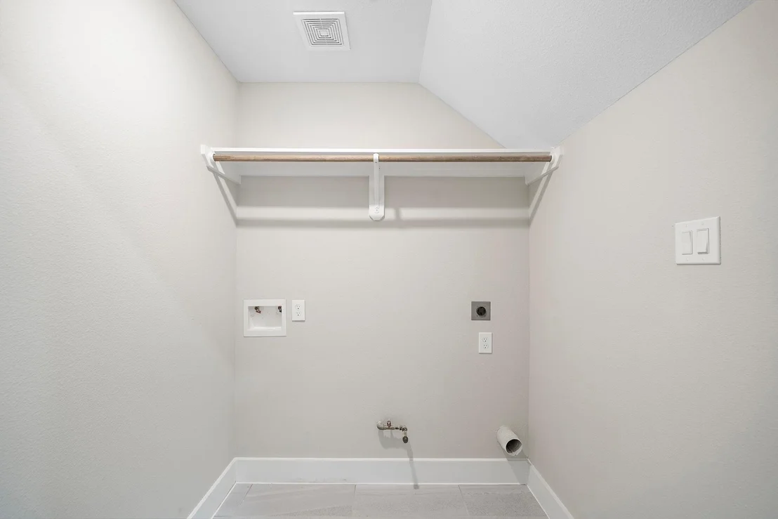 Photo of 8320 Curry Road
