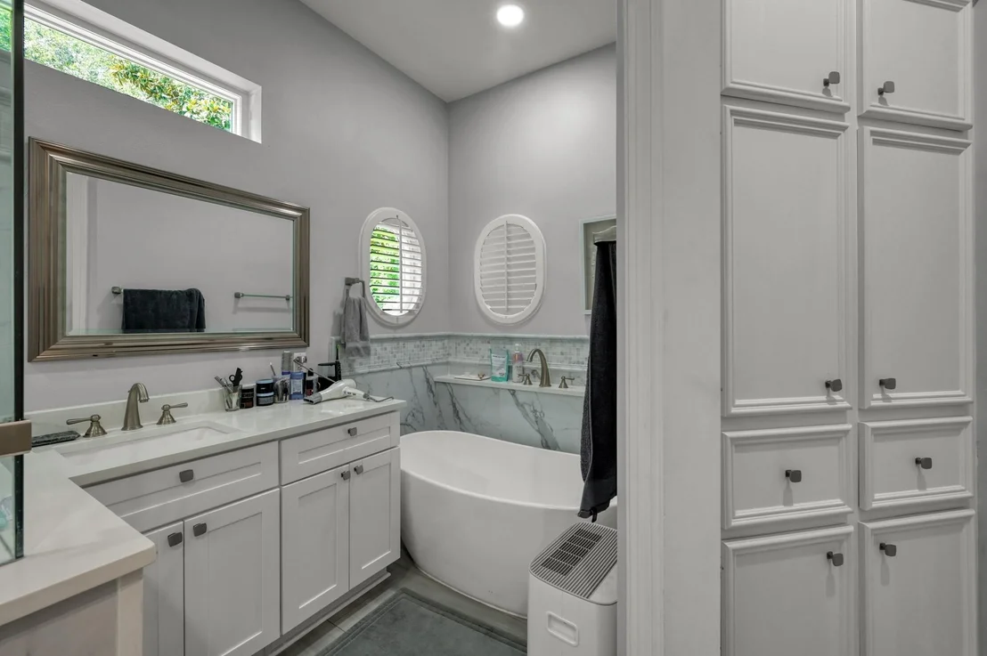 Photo of 15249 Saddlewood Drive