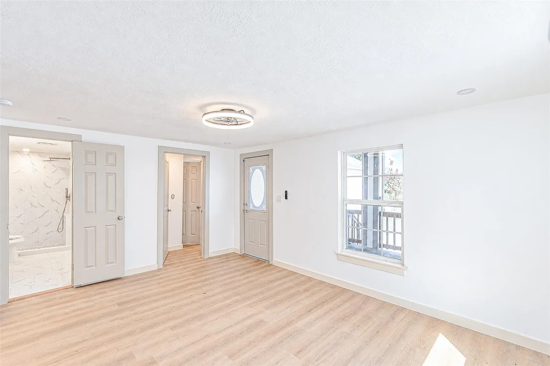Photo of 9690 Simmons Drive
