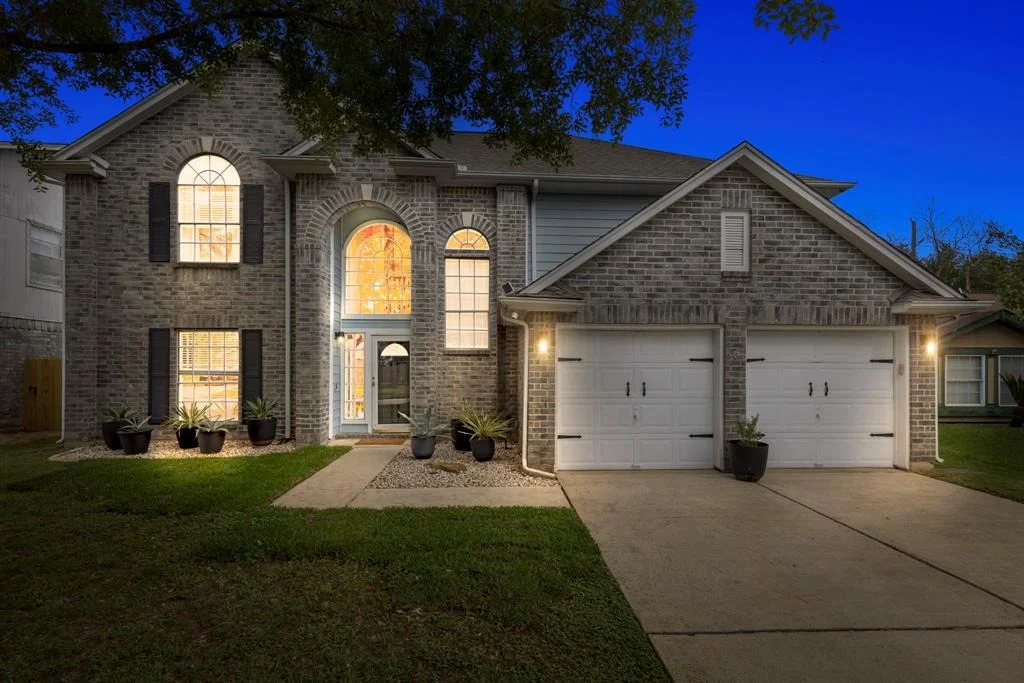 Photo of 18522 Islandbreeze Drive