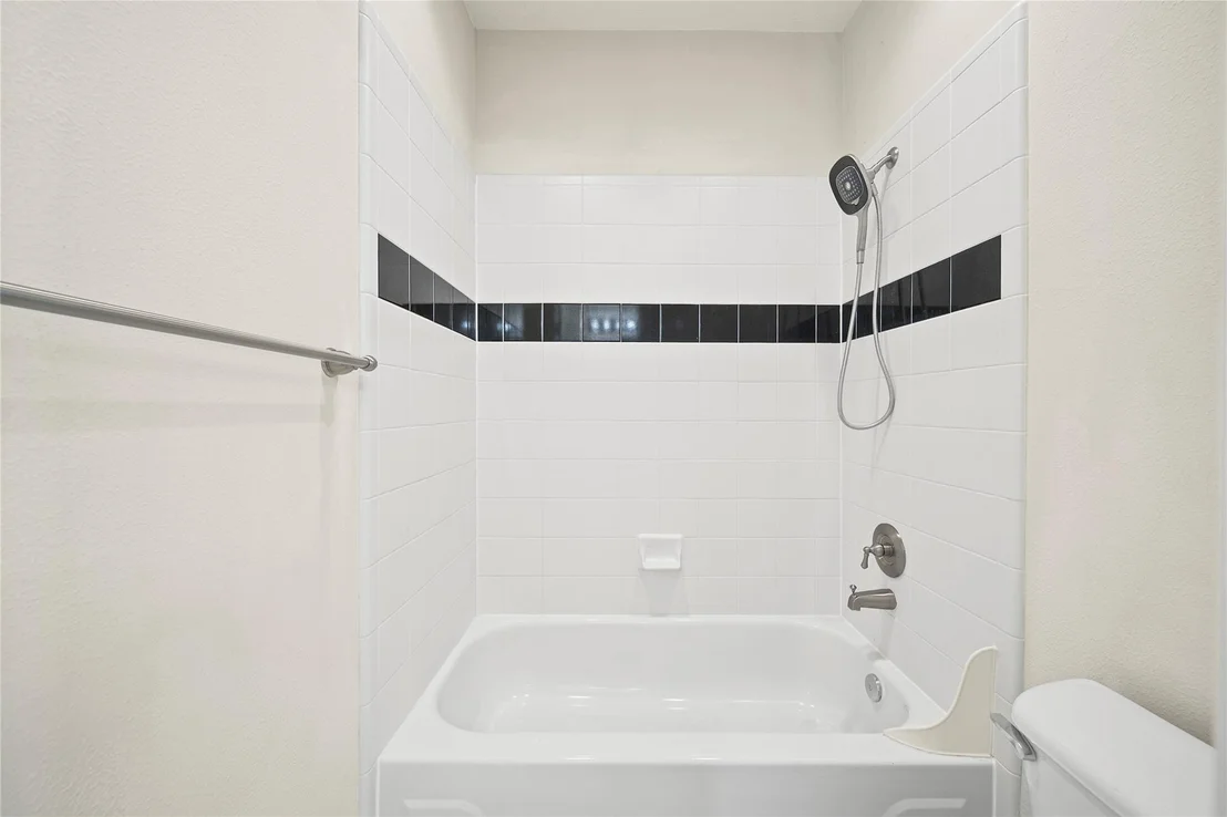 Photo of 6111 Windwater Pointe