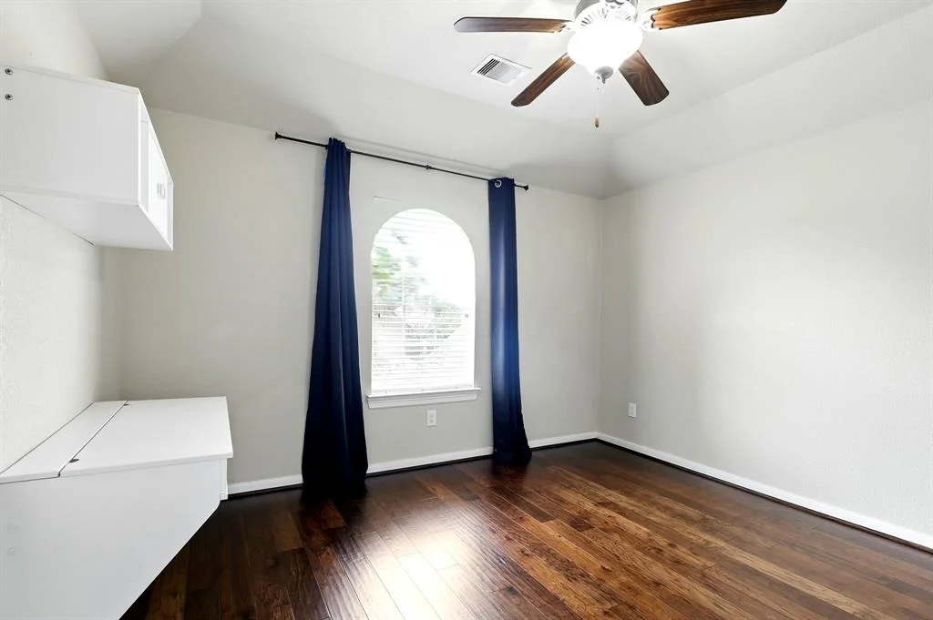 Photo of 4715 Cedarfield Road