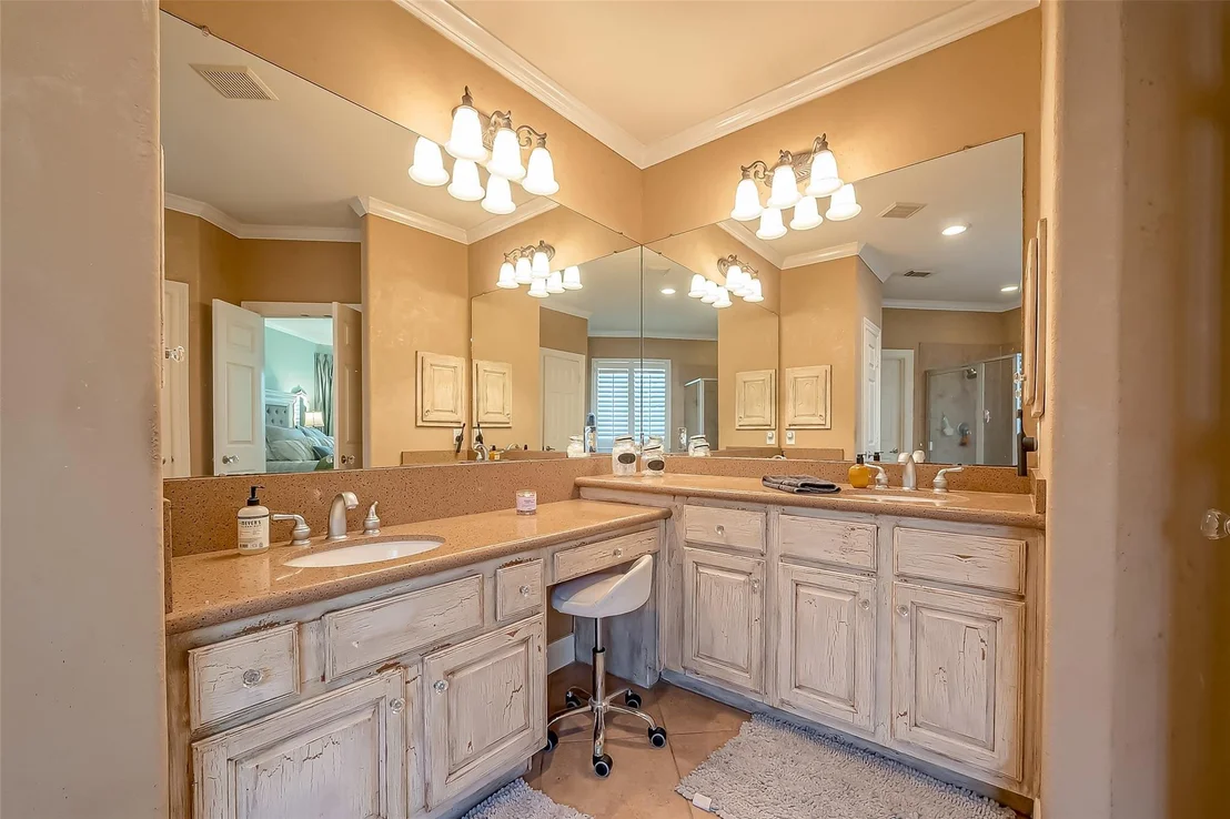 Photo of 15415 Mustang Bend Circle