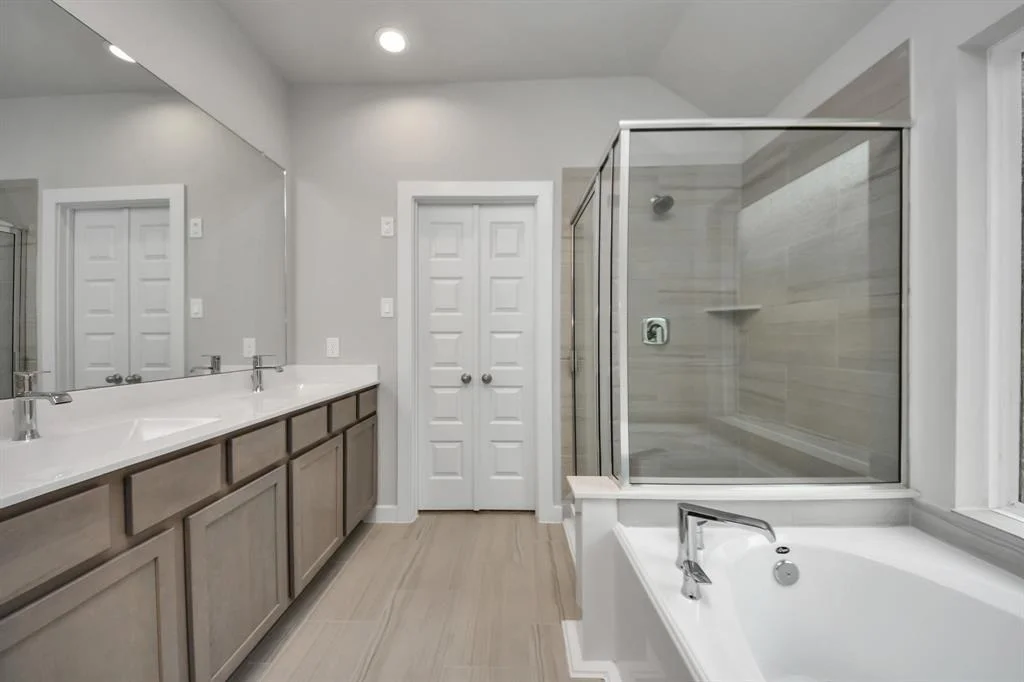 Photo of 15810 Walnut Leaf Lane
