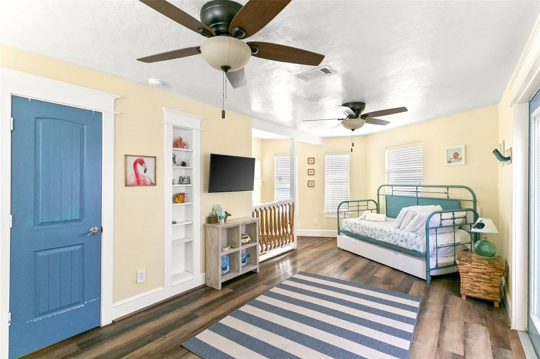 Photo of 319 Pompano Lane