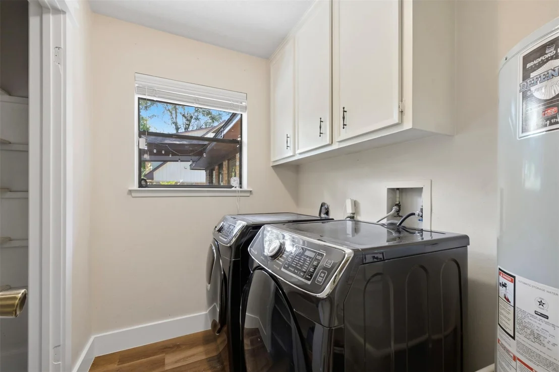 Photo of 2218 Silver Falls Drive