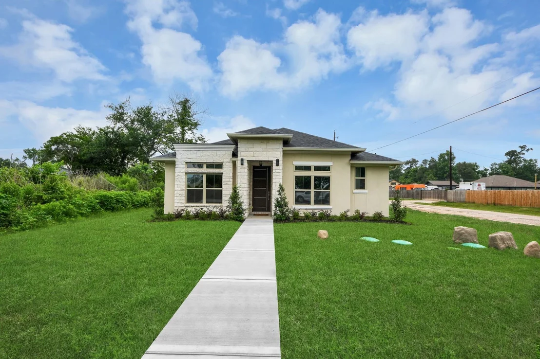 Photo of 16747 Forest Trail Drive