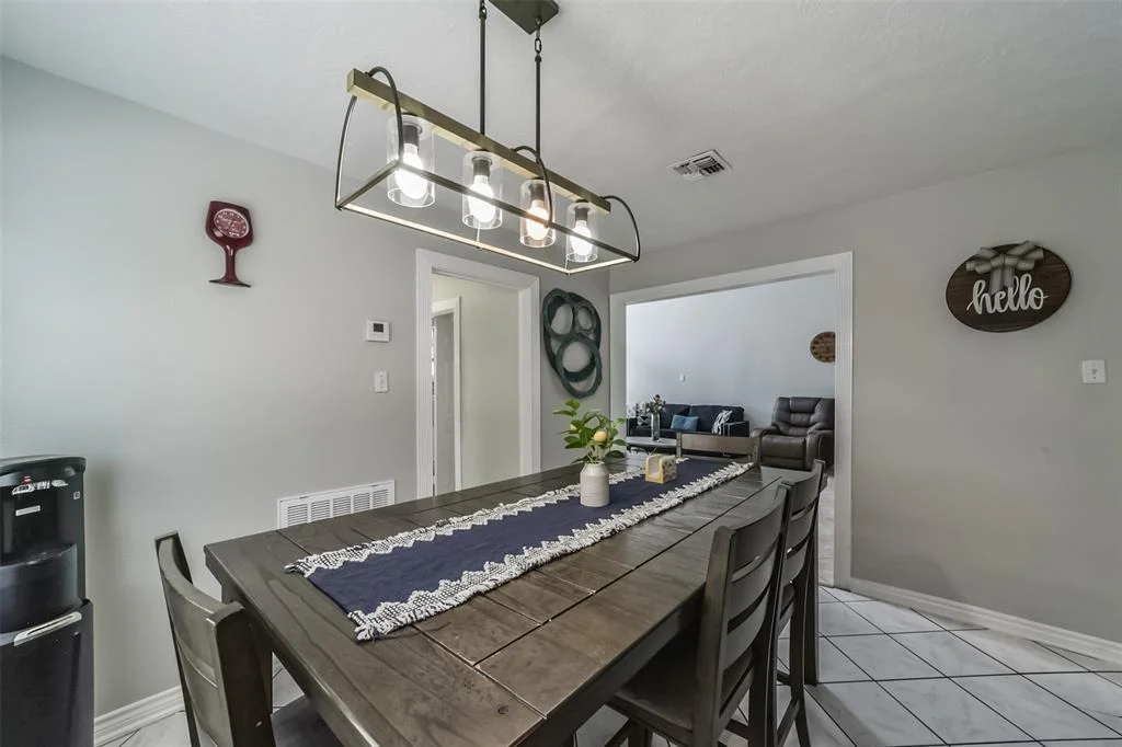 Photo of 11814 Gardenglen Drive