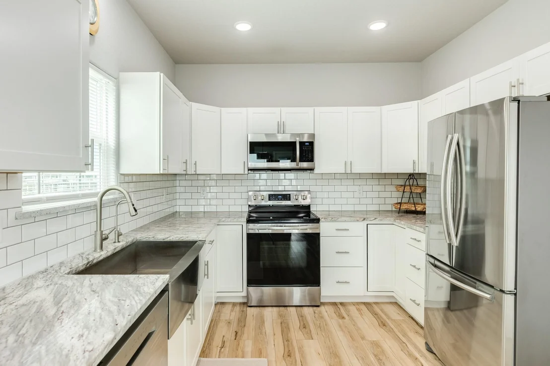 Photo of 2938 Bluewater Highway