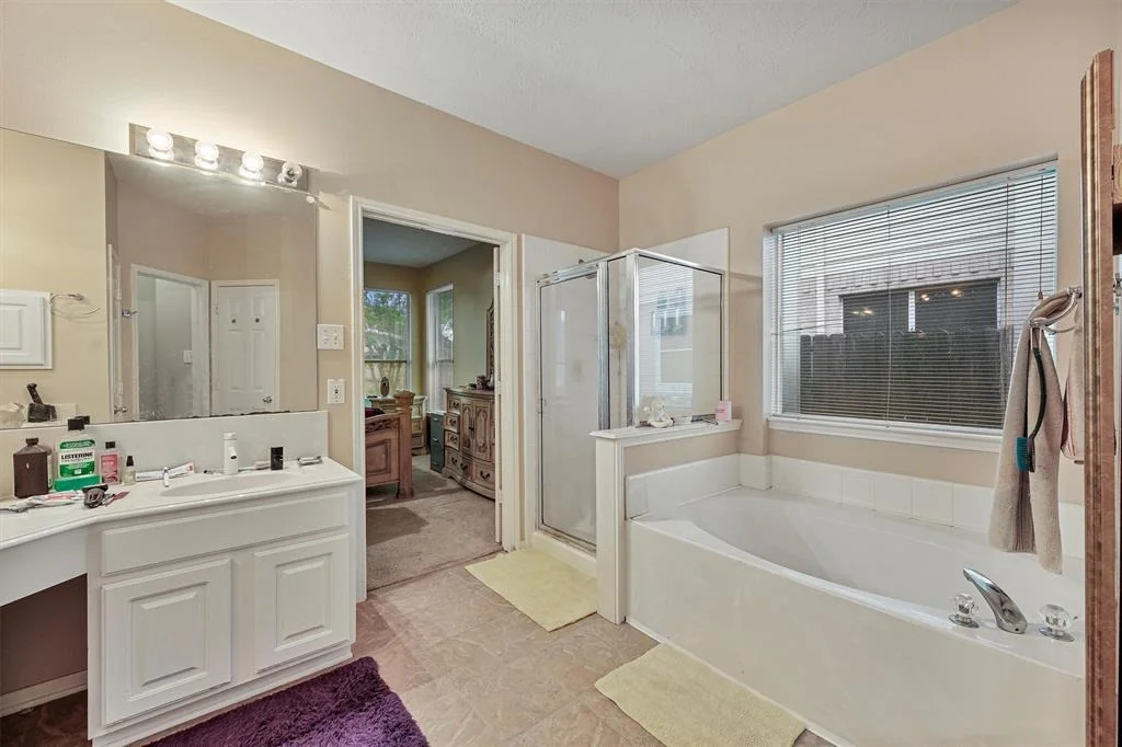Photo of 9911 Goldenglade Drive