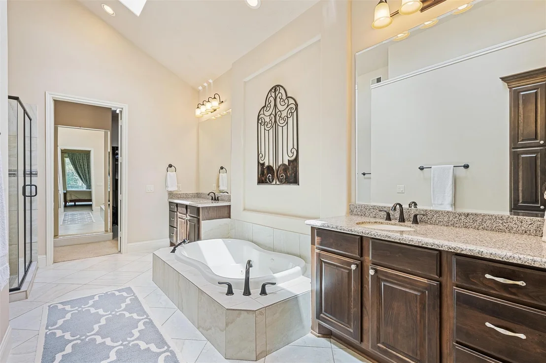 Photo of 103 Lake View Loop