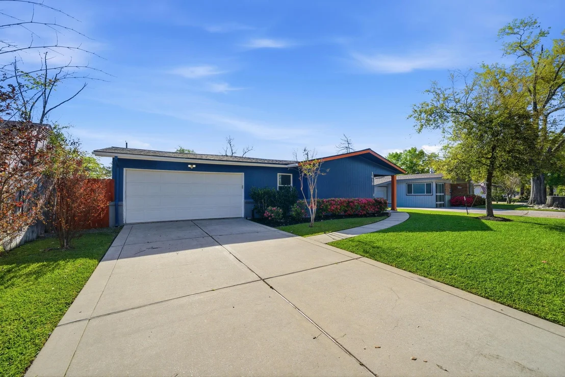 Photo of 1618 Antoine Drive