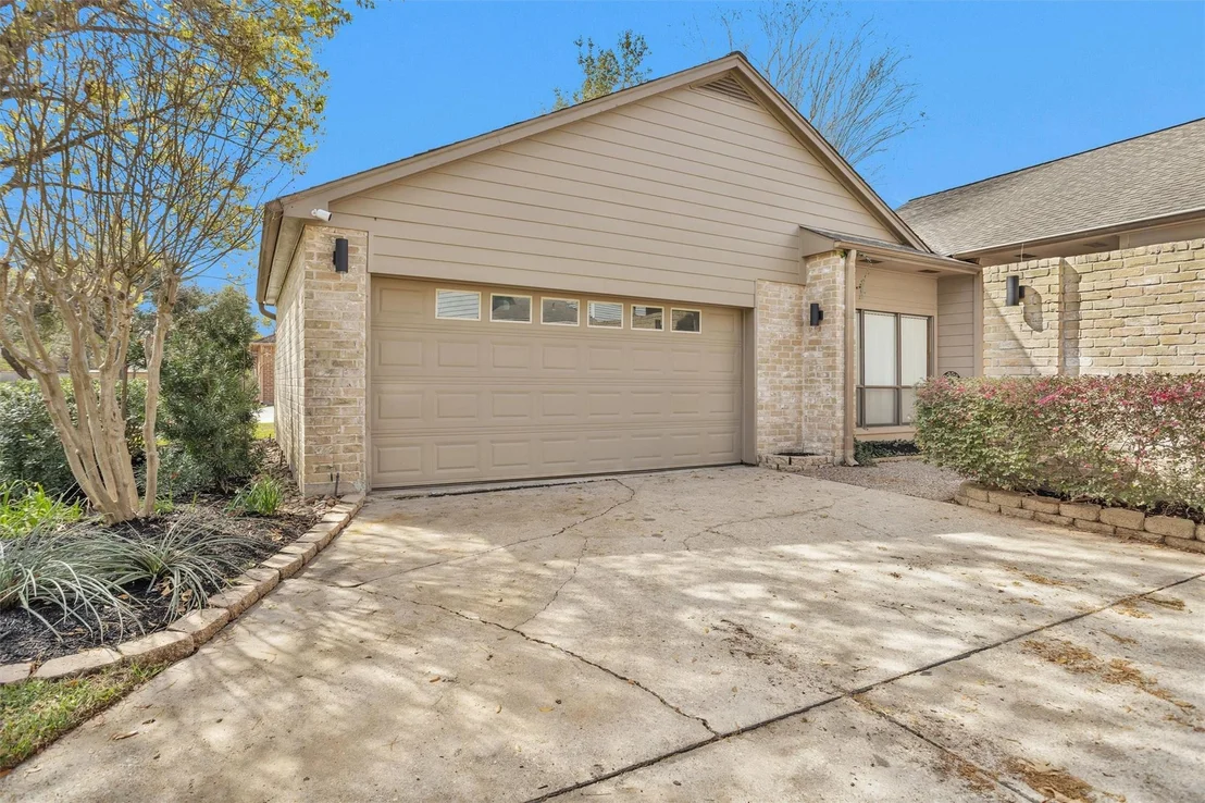 Photo of 2230 Foreland Drive