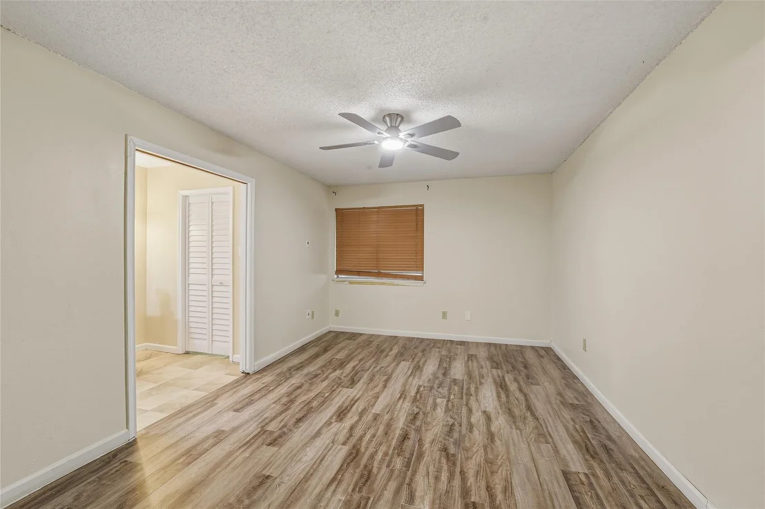 Photo of 3726 Royal Manor Drive