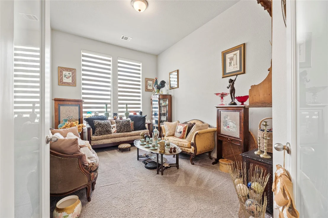 Photo of 6906 Thomas Trail