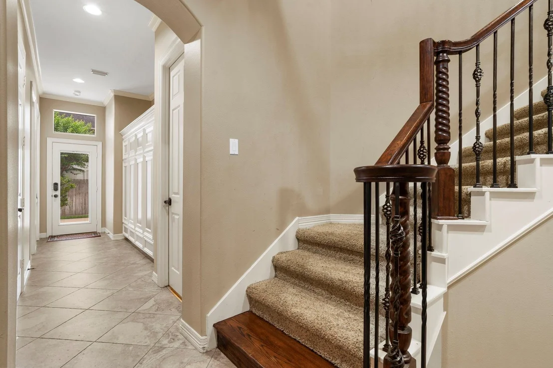 Photo of 8214 Forest Gate Drive