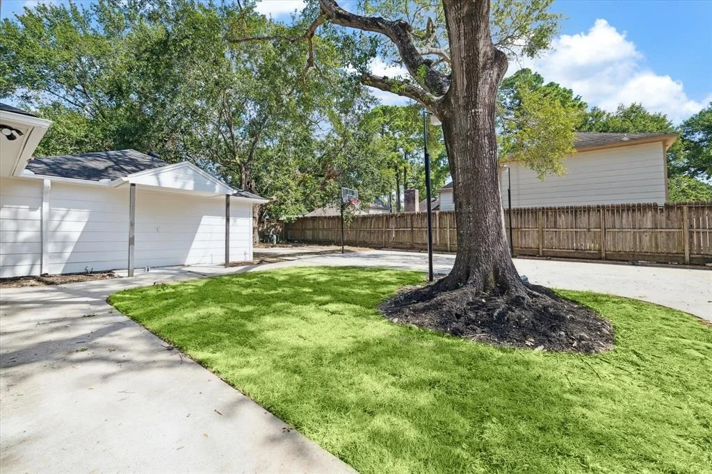 Photo of 6515 Rippling Hollow Drive