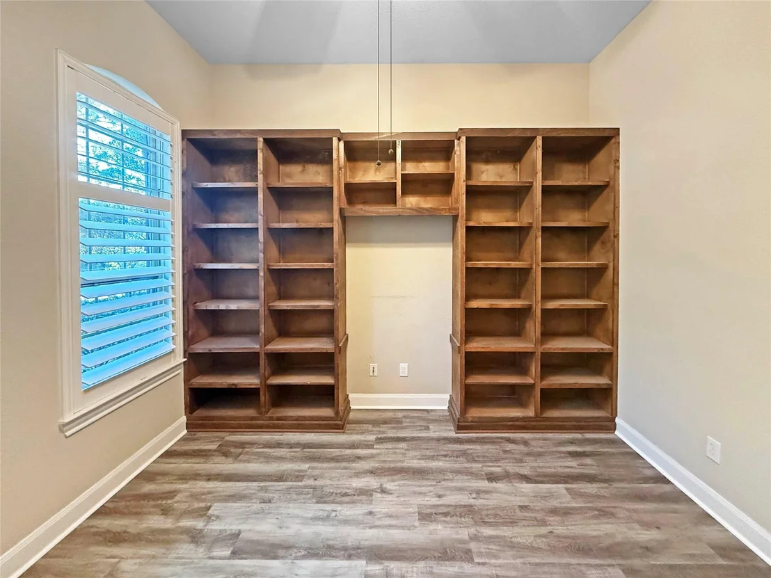 Photo of 110 N Pinto Point Circle