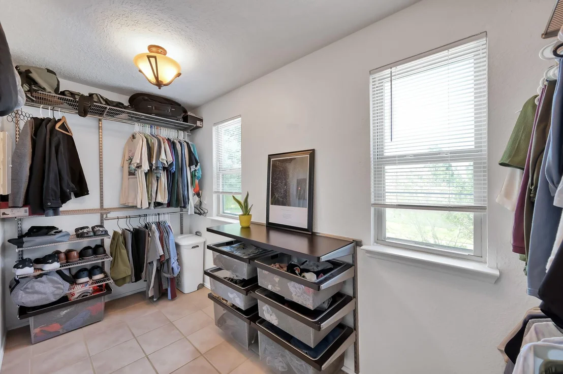 Photo of 1396 Havelock Drive