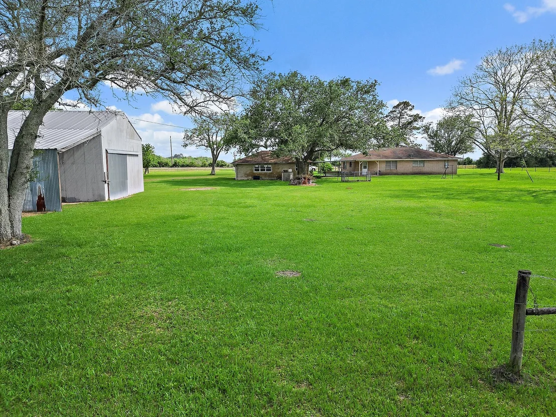 Photo of 11221 State Highway 65