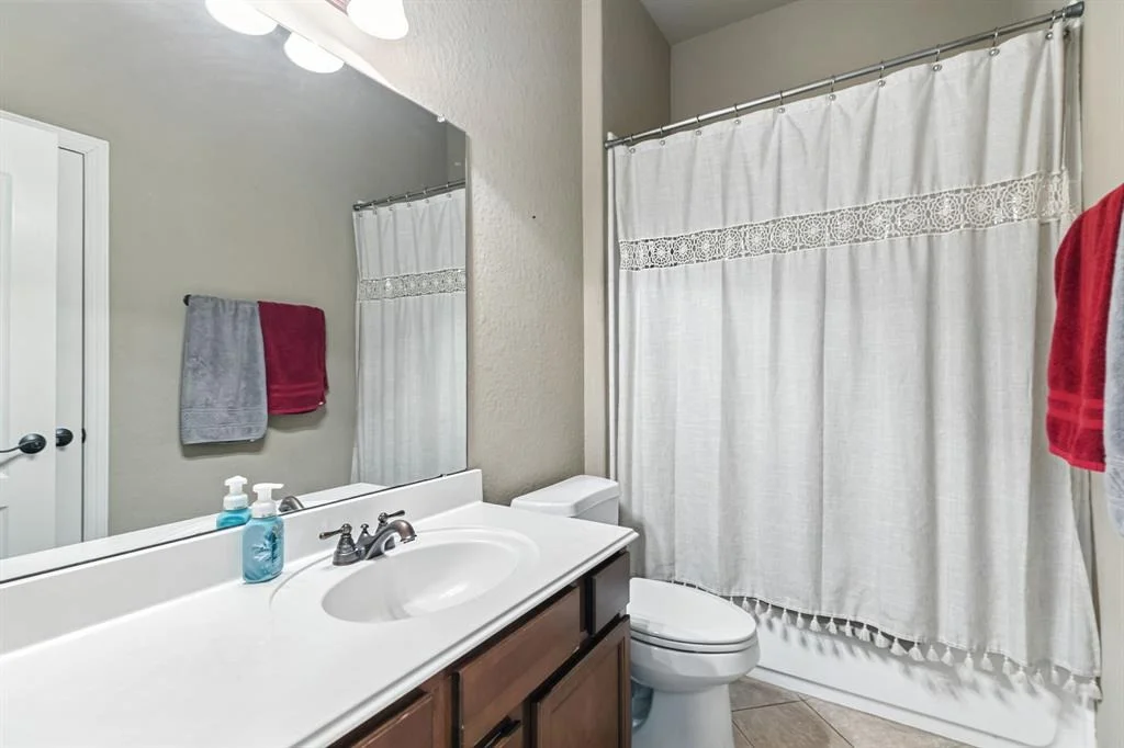 Photo of 28627 Lockeridge View Drive