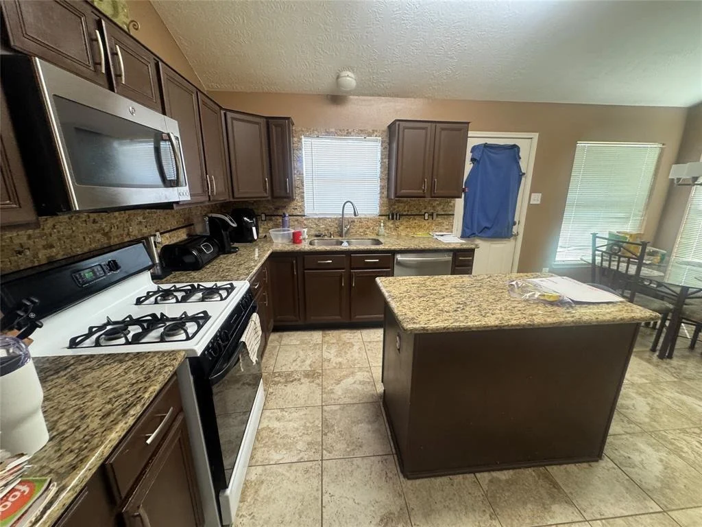Photo of 16303 Pradera Drive