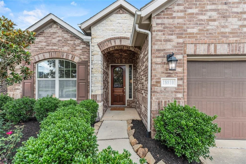 Photo of 18810 Peachleaf Willow Trace