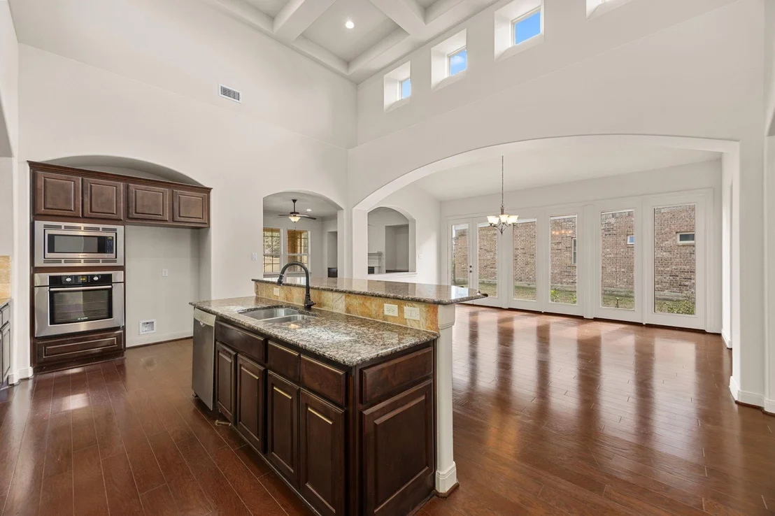 Photo of 4926 Westchester Drive