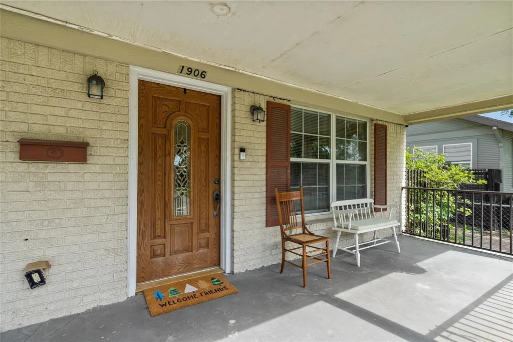 Photo of 1906 Pasadena Street