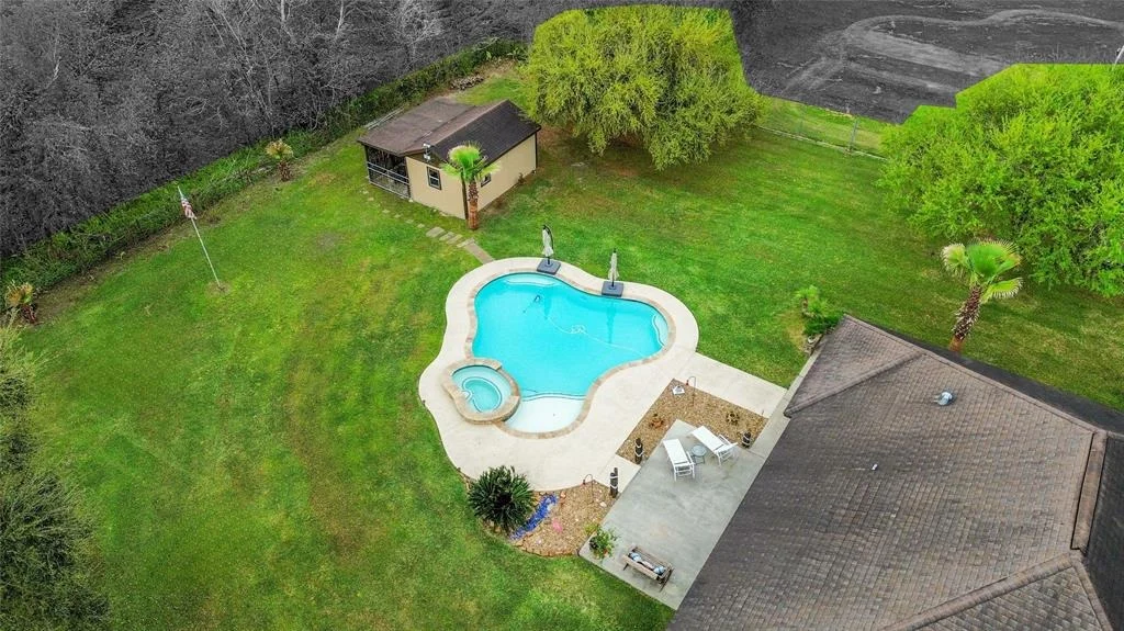 Photo of 15229 Cedar Street