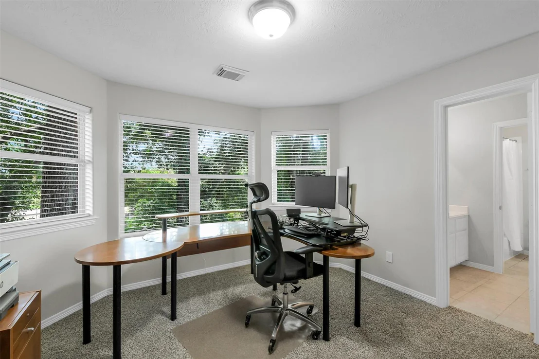 Photo of 14906 Windsor Manor