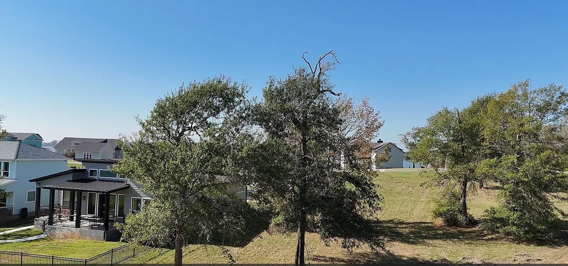 Photo of 225 Peninsula Drive