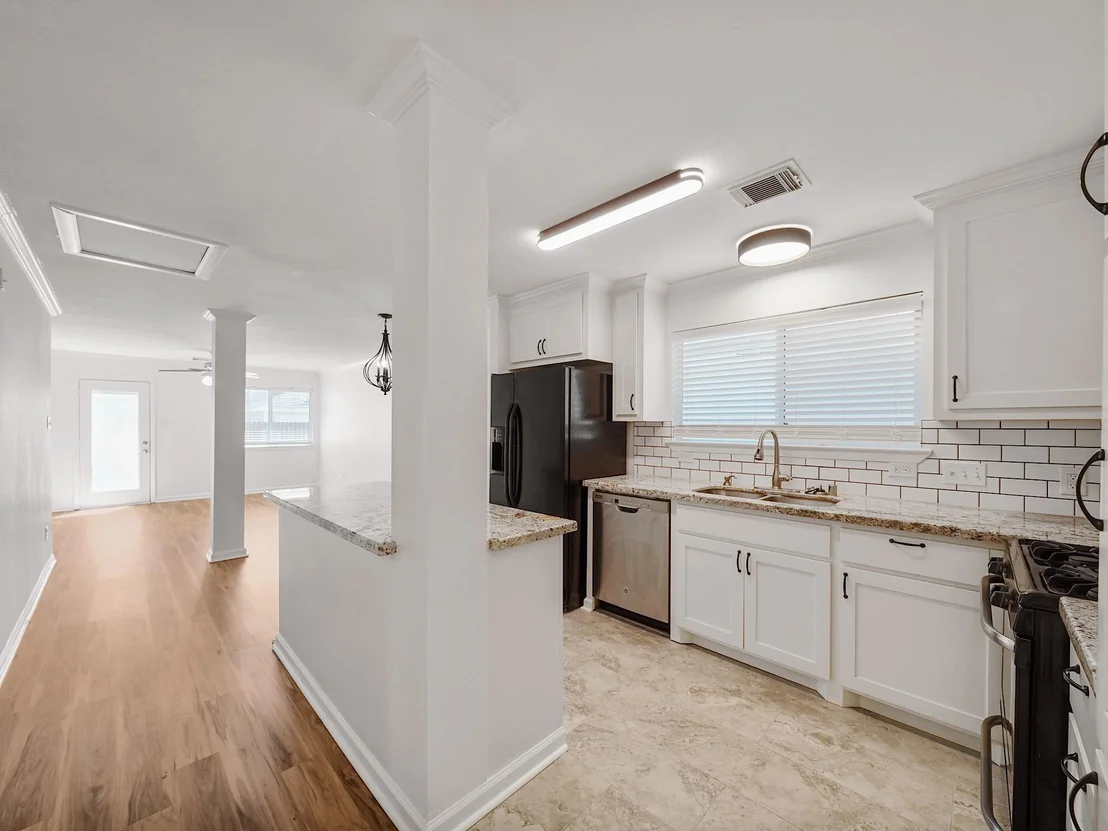 Photo of 6139 Lone Prairie Way