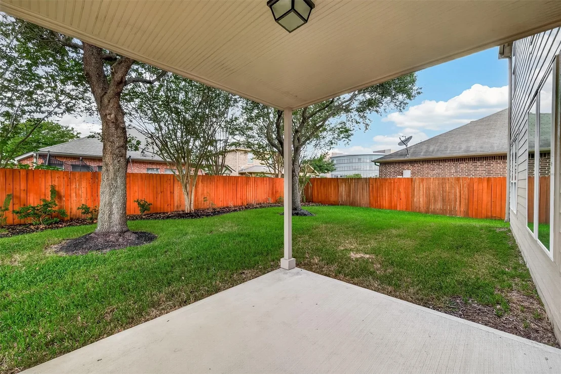 Photo of 2111 Pinecreek Pass Lane