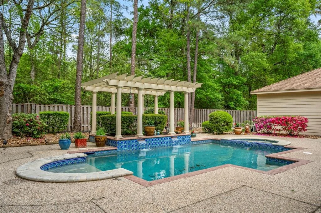 Photo of 66 Meadowridge Place
