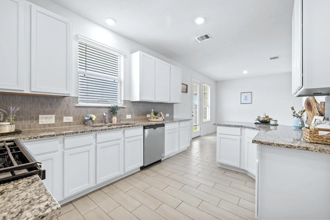 Photo of 21230 Harbor Shore Drive