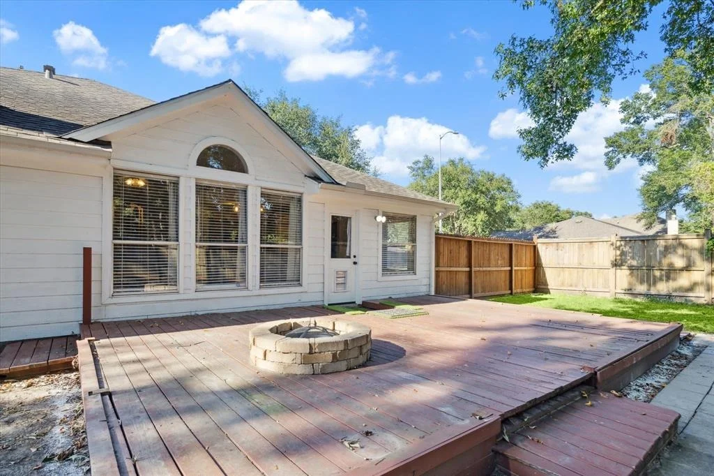 Photo of 1642 Ashton Village Drive