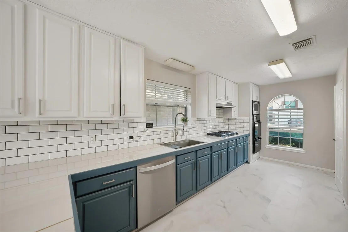 Photo of 7323 Maple Walk Drive