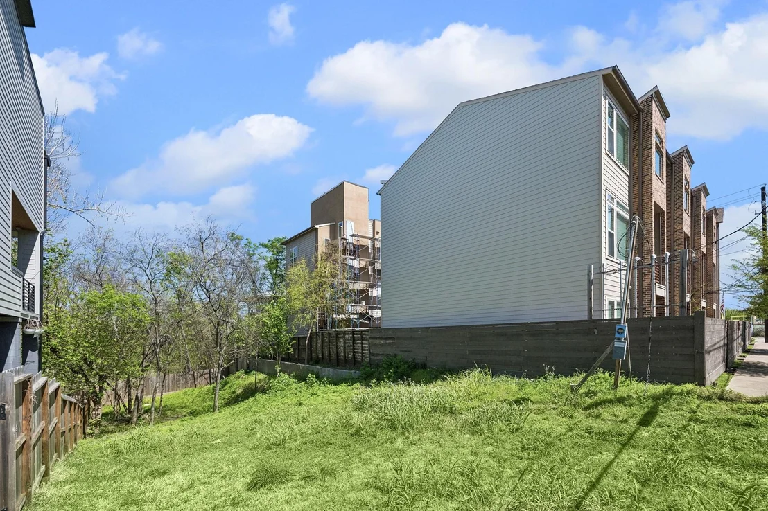 Photo of 4510 Cornish B Street
